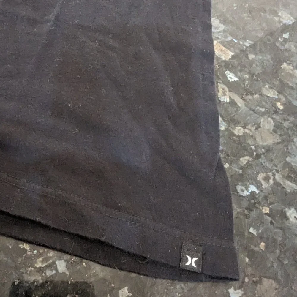 Hurley Tshirt - Small - Picture 6 of 6